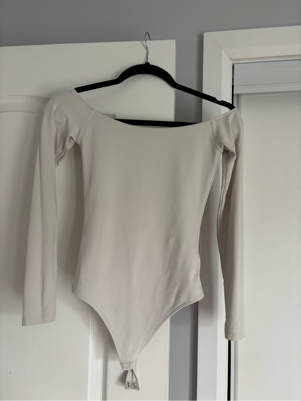 Babaton Off-Shoulder Bodysuit - Cream